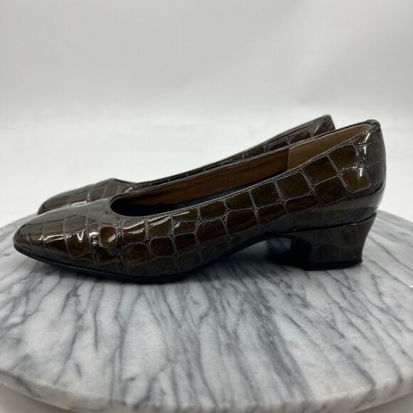 Magdesians California Heels Womens 5.5 Bronze Croc Embossed Closed Toe Career - Picture 8 of 11